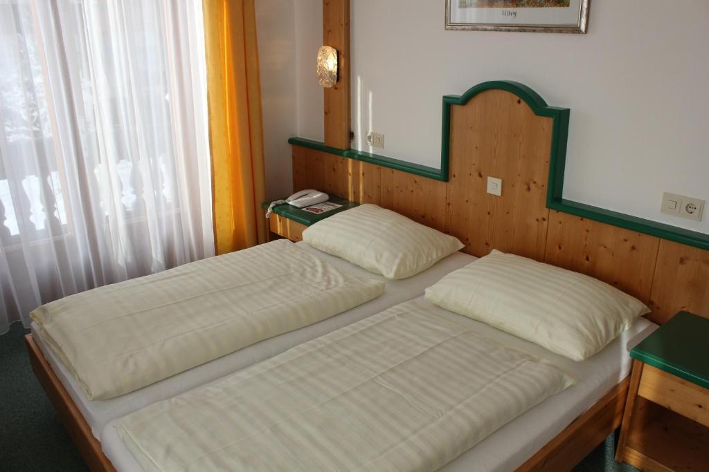 Hotel Lohninger-Schober Sankt Georgen im Attergau Zimmer foto